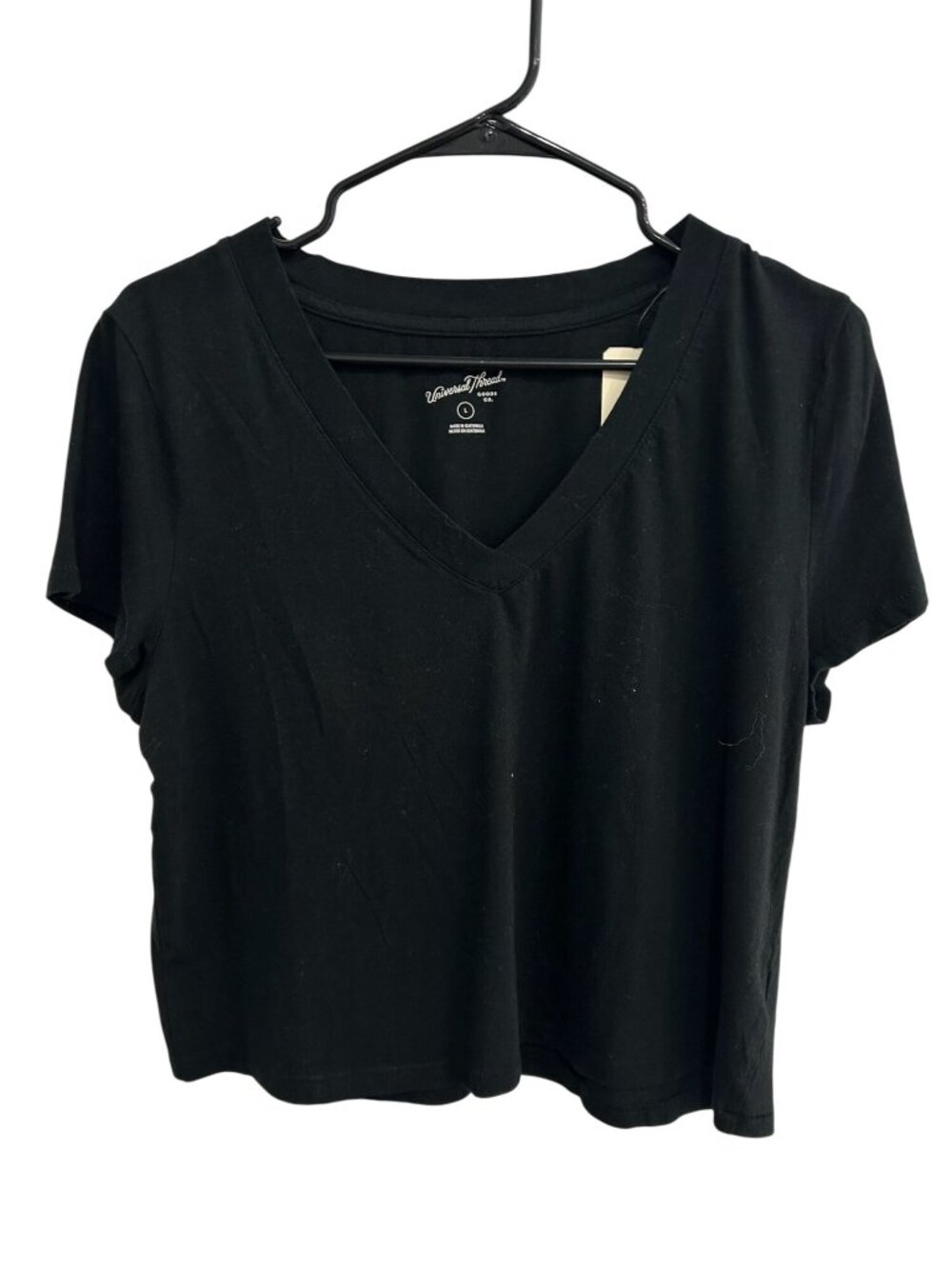 Universal Thread Large Black V-Neck Short Sleeve T-Shirt Minimalist Casual NWT